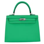 11 Hermès Replica - Kelly 25 Sellier Vert Comics Epsom Palladium HW Front 1:1 Hermès Replica - Kelly 25 Sellier Vert Comics Epsom Palladium HW
