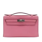 11 Hermès Replica - Kelly Pochette Bubblegum Swift Palladium HW Front 1:1 Hermès Replica - Kelly Pochette Bubblegum Swift HW