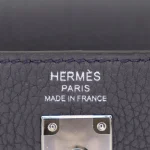 Artisan-Grade Hermès Dupes - Kelly 25 Retourne Gris Misty Togo Palladium HW Logo