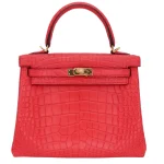 Best Replica Hermes - Kelly 25 Retourne Bougainvillea Matte Alligator Gold HW Front Best Replica Hermes - Kelly 25 Retourne Bougainvillea Matte Alligator Gold HW