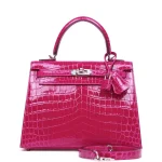 Premium Hermès Replica - Kelly 25 Sellier Rose Pourpre Shiny Niloticus Palladium HW Front Premium Hermès Replica - Kelly 25 Sellier Rose Pourpre Shiny Niloticus Palladium HW